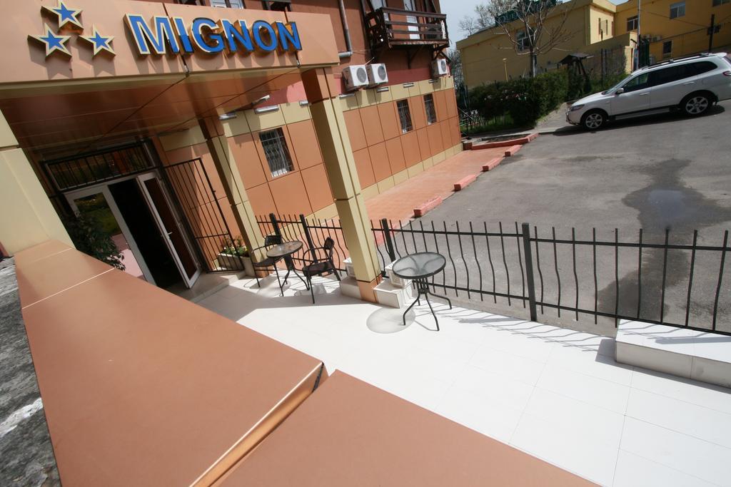 Hotel-Hostel Mignon Mamaia -Private Rooms With Free Parking Exterior photo